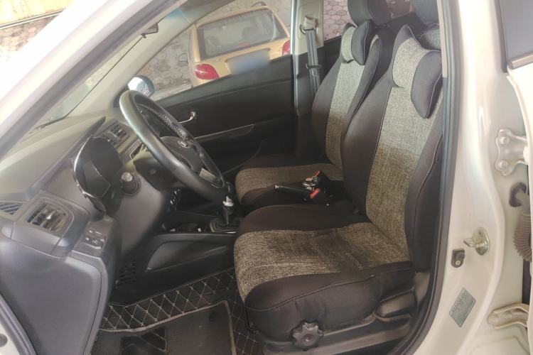 Used Kia K2 2012 Sedan 1.4L MT TOP Commemorative Edition Left Front Seat