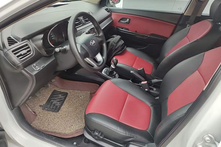 Used Kia K2 2012 Hatchback 1.4L MT Cool Edition Commemorative Model Left Front Seat