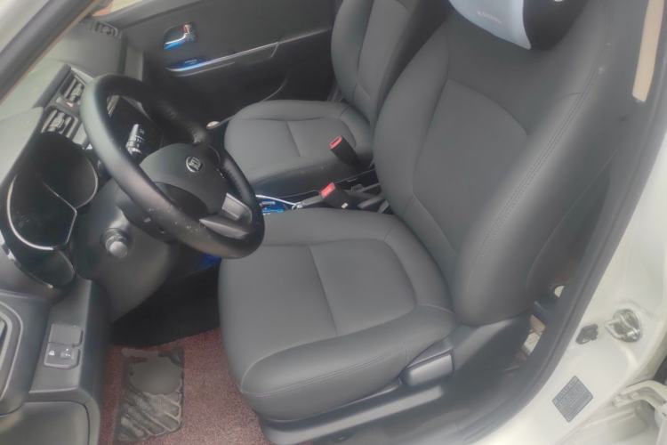 Used Kia K2 2012 Sedan 1.4L Automatic GLS Commemorative Edition Left Front Seat