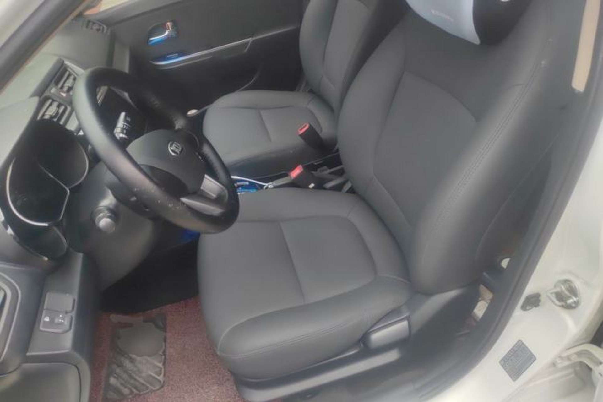 Used Kia K2 2012 Sedan 1.4L Automatic GLS Commemorative Edition Left Front Seat