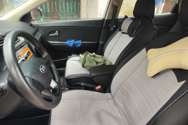 Used Kia K2 2012 Sedan 1.4L Automatic GLS Commemorative Edition Left Front Seat