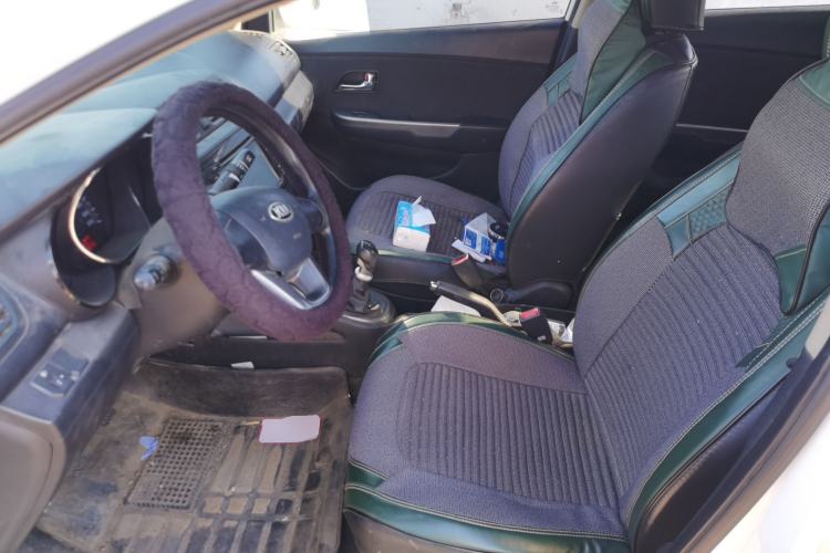 Used Kia K2 2012 Sedan 1.4L MT GLS Commemorative Edition Left Front Seat