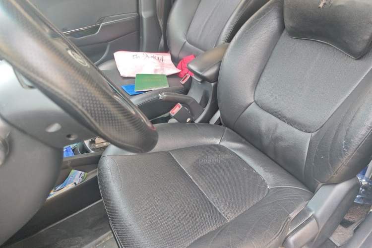 Used Kia K2 2012 Hatchback 1.6L AT Premium Commemorative Edition Left Front Seat