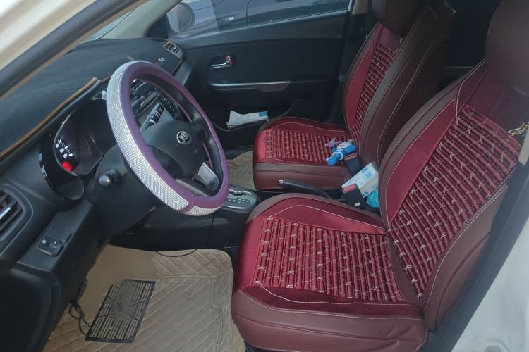 Used Kia K2 2012 Sedan 1.4L Automatic GLS Commemorative Edition Left Front Seat