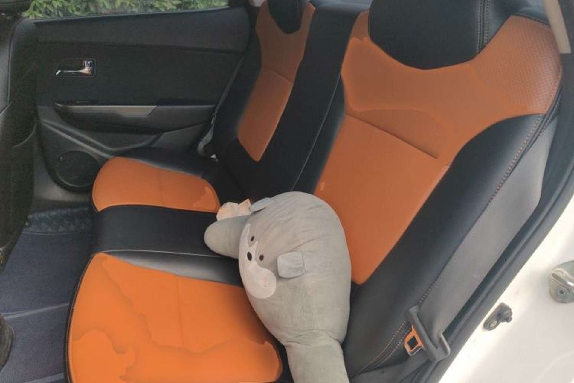 Used Kia K2 2012 Sedan 1.4L MT TOP Commemorative Edition Left Rear Seat