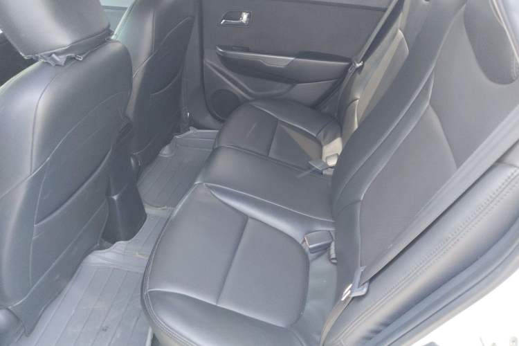 Used Kia K2 2012 Sedan 1.4L MT GLS Commemorative Edition Left Rear Seat