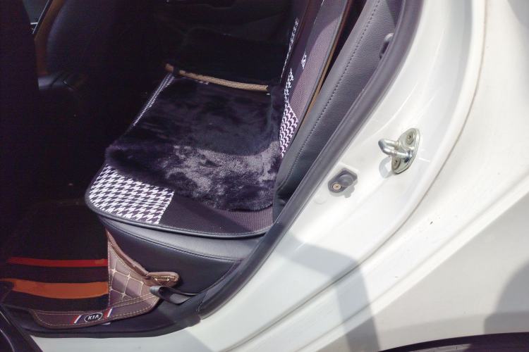 Used Kia K2 2012 Hatchback 1.6L AT Premium Left Rear Seat