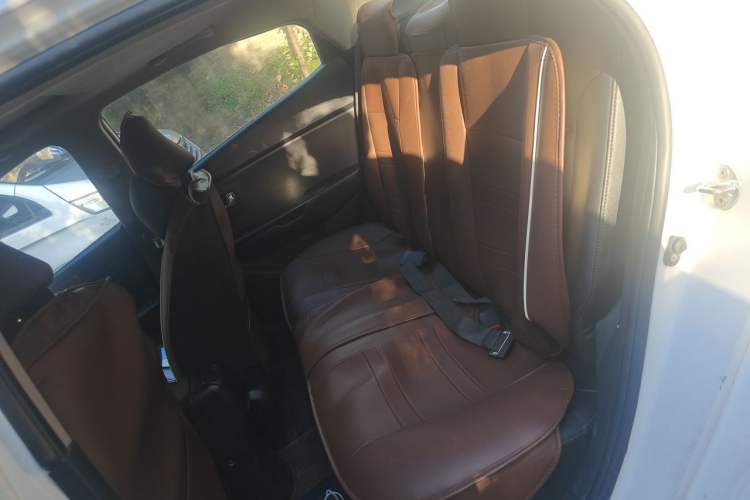 Used Kia K2 2012 Sedan 1.6L AT Premium ECO Left Rear Seat