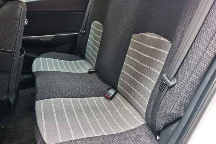 Used Kia K2 2012 Sedan 1.4L MT TOP Commemorative Edition Left Rear Seat