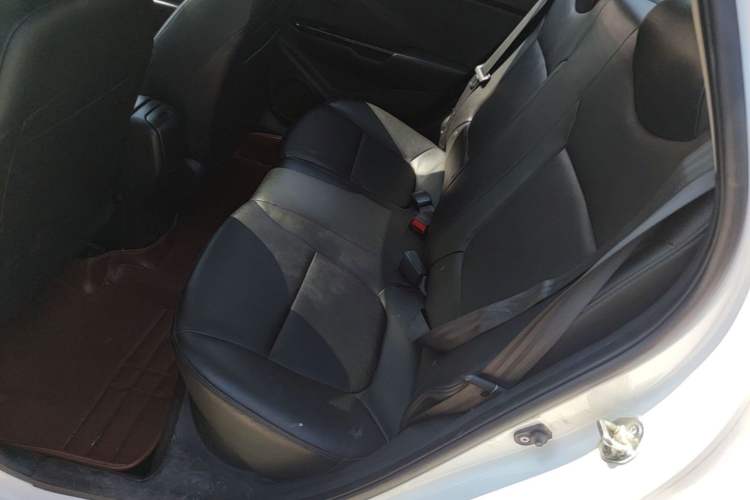Used Kia K2 2012 Sedan 1.6L Automatic Transmission Premium Commemorative Edition Left Rear Seat