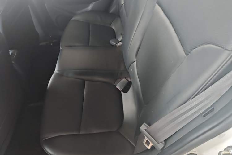 Used Kia K2 2012 Hatchback 1.6L AT Premium Left Rear Seat