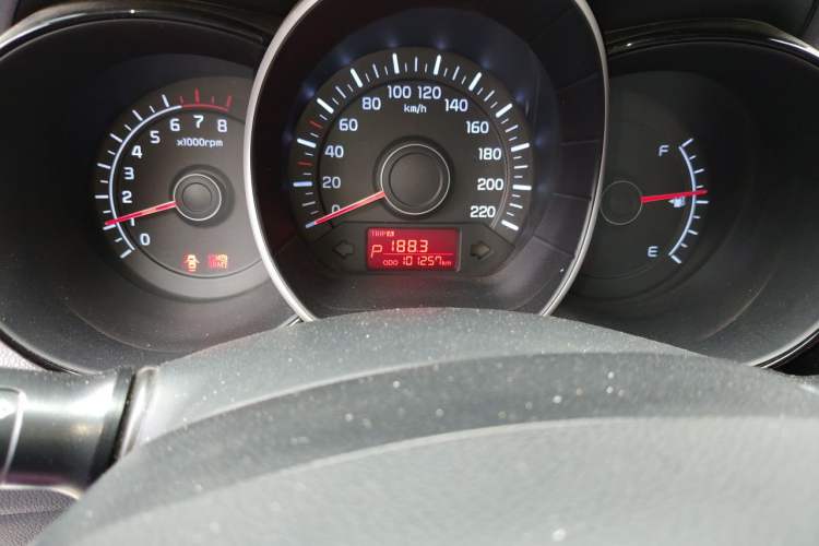 Used Kia K2 2012 Sedan 1.4L Automatic GLS Commemorative Edition Odometer Close Up