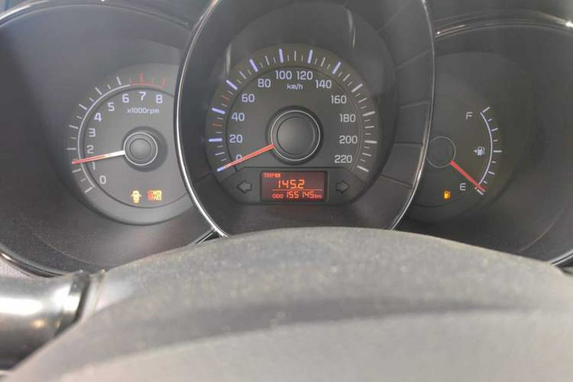 Used Kia K2 2012 Sedan 1.4L MT GLS Commemorative Edition Odometer Close Up