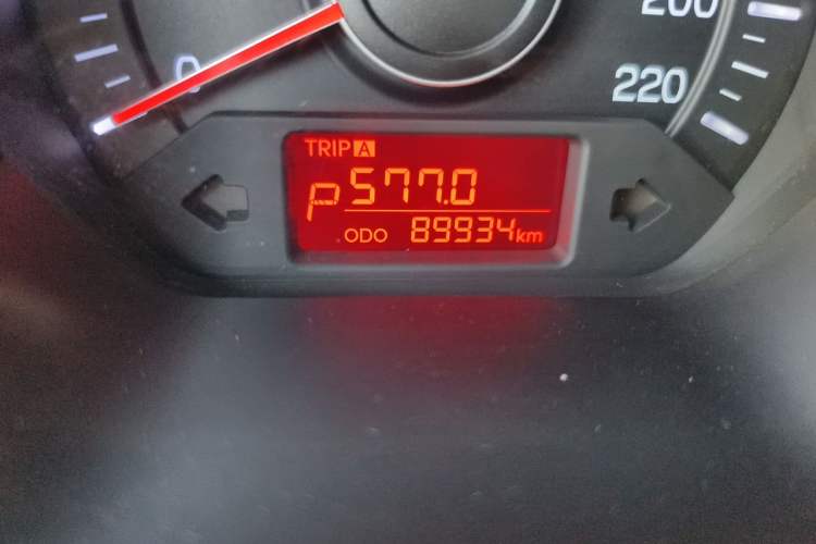 Used Kia K2 2012 Sedan 1.4L Automatic GLS Commemorative Edition Odometer Close Up