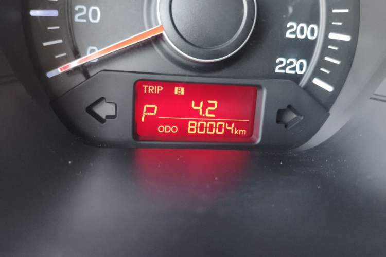 Used Kia K2 2012 Sedan 1.4L Automatic GLS Commemorative Edition Odometer Close Up