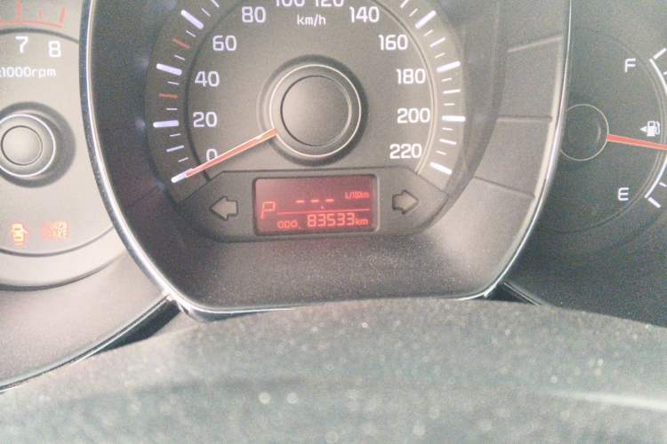 Used Kia K2 2012 Sedan 1.4L Automatic GLS Commemorative Edition Odometer Close Up