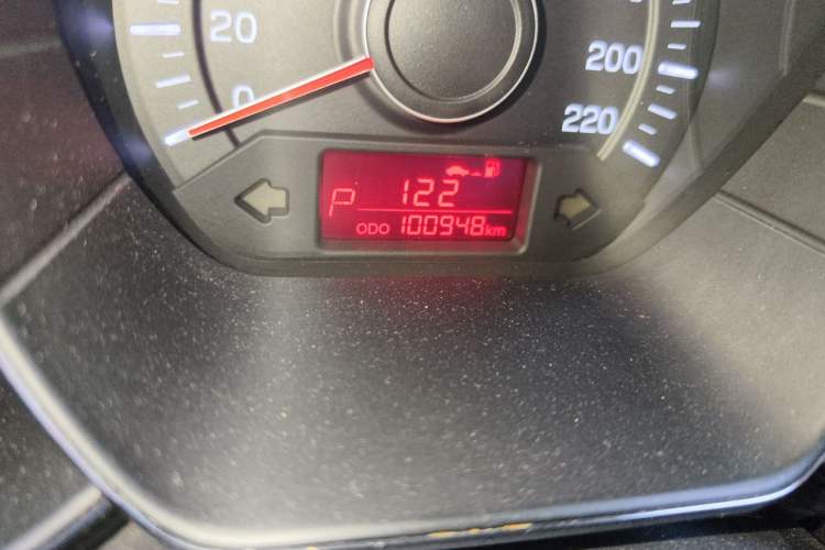 Used Kia K2 2012 Sedan 1.4L Automatic GLS Commemorative Edition Odometer Close Up