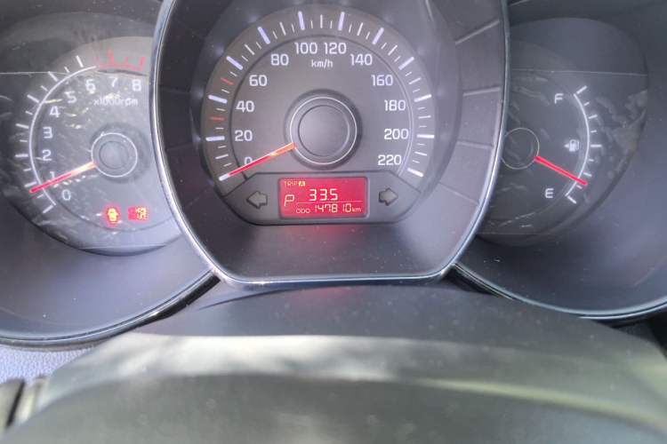 Used Kia K2 2012 Sedan 1.4L Automatic GLS Commemorative Edition Odometer Close Up
