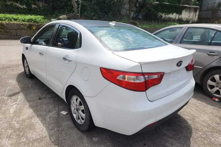 Used Kia K2 2012 Sedan 1.4L MT GLS Commemorative Edition Rear Left 45 Deg