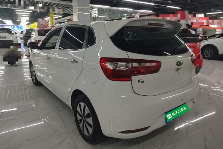 Used Kia K2 2012 Hatchback 1.4L AT GLS Commemorative Edition Rear Left 45 Deg