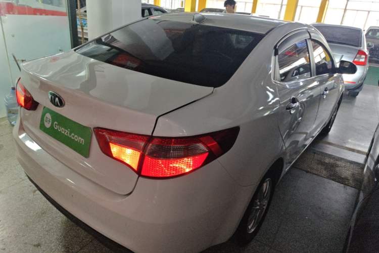 Used Kia K2 2012 Sedan 1.4L MT GLS Commemorative Edition Rear Right 45 Deg