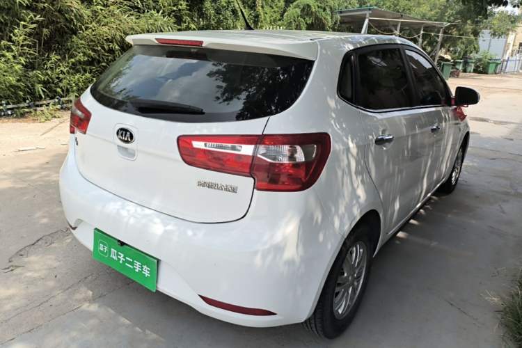 Used Kia K2 2012 Hatchback 1.4L MT Cool Edition Commemorative Model Rear Right 45 Deg