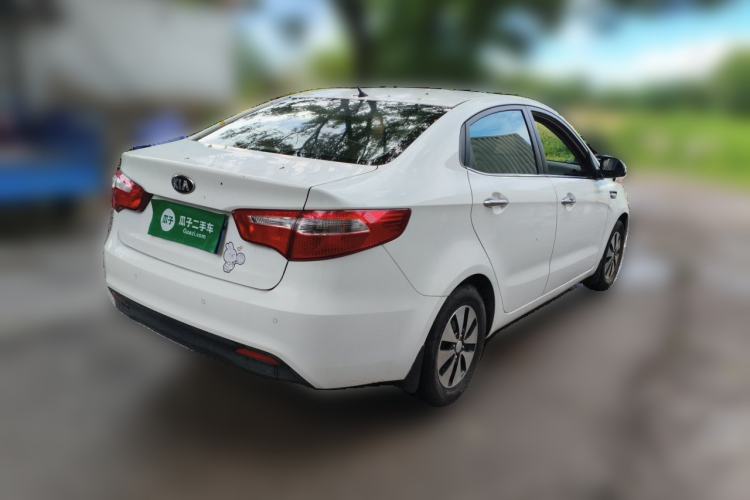 Used Kia K2 2012 Sedan 1.4L MT GLS Commemorative Edition Rear Right 45 Deg