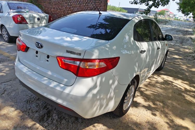 Used Kia K2 2012 Sedan 1.4L MT GLS Commemorative Edition Rear Right 45 Deg