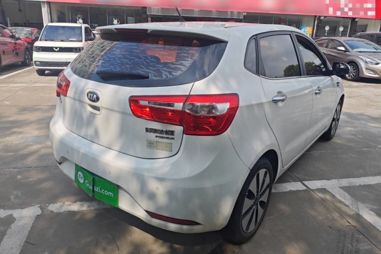 Used Kia K2 2012 Hatchback 1.6L AT Premium Commemorative Edition Rear Right 45 Deg