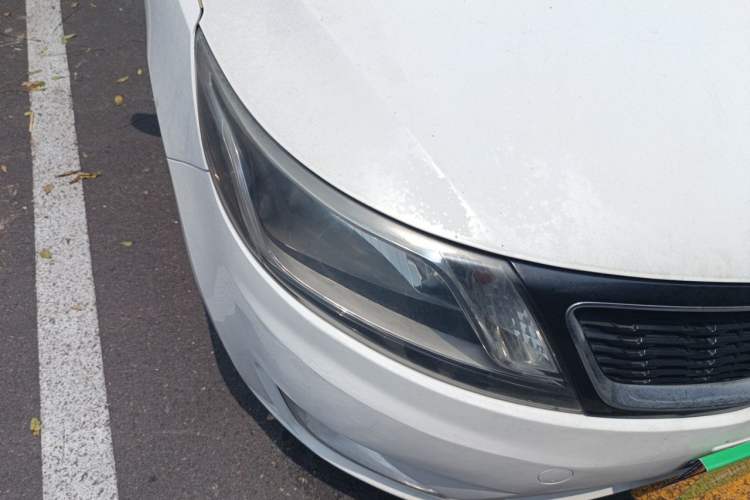 Used Kia K2 2012 Hatchback 1.4L AT GLS Right Front Headlight