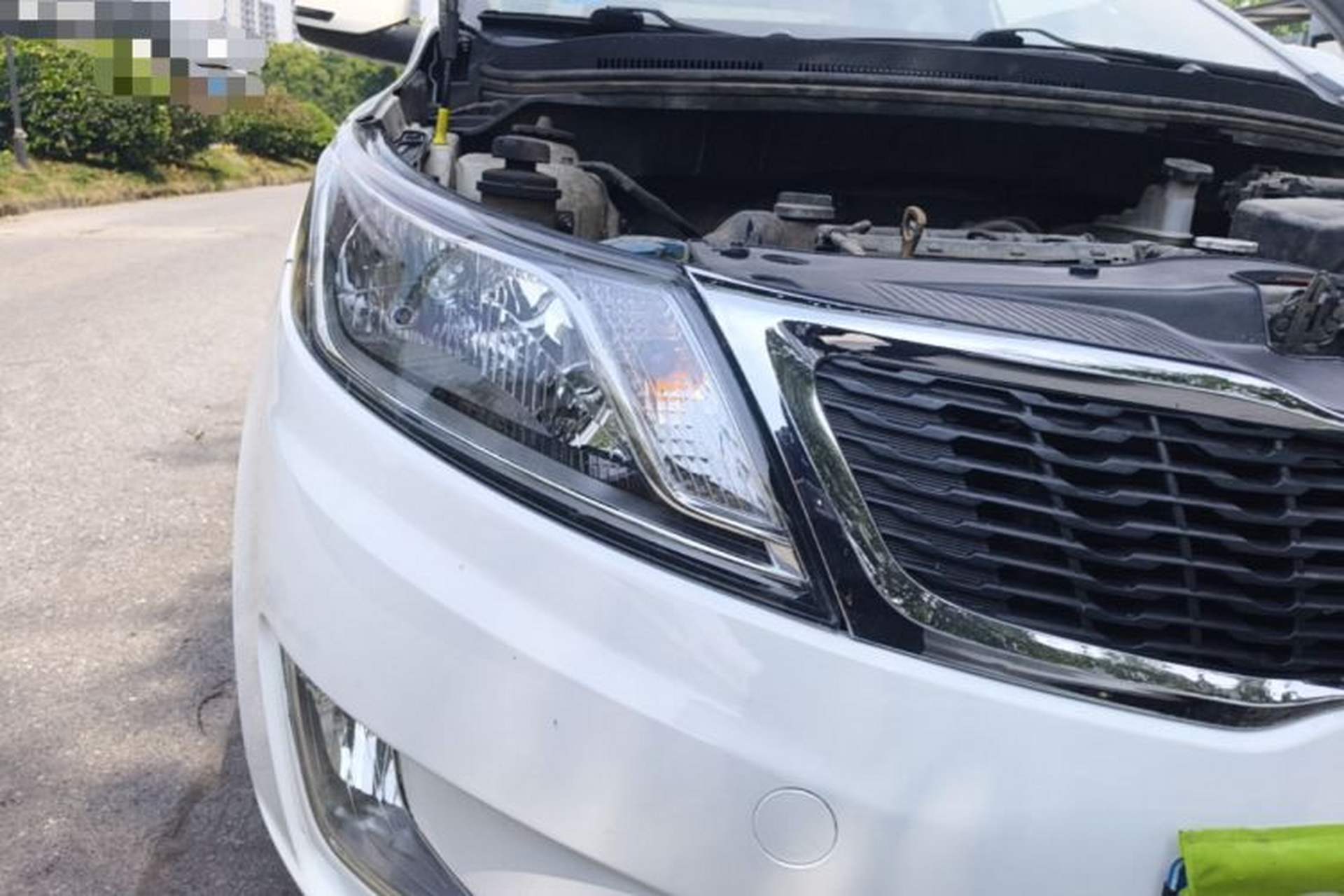 Used Kia K2 2012 Sedan 1.4L Automatic GLS Commemorative Edition Right Front Headlight