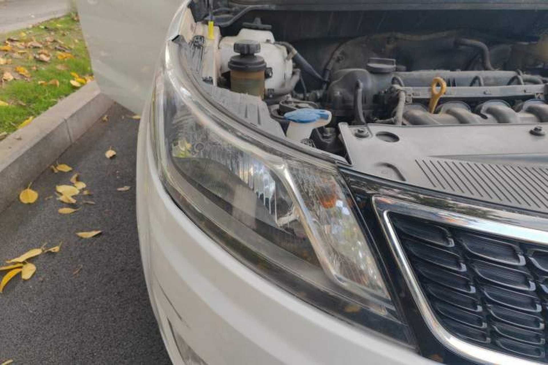 Used Kia K2 2012 Sedan 1.4L MT TOP Commemorative Edition Right Front Headlight