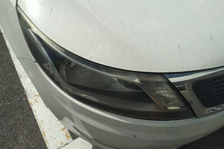 Used Kia K2 2012 Sedan 1.4L MT GLS Commemorative Edition Right Front Headlight