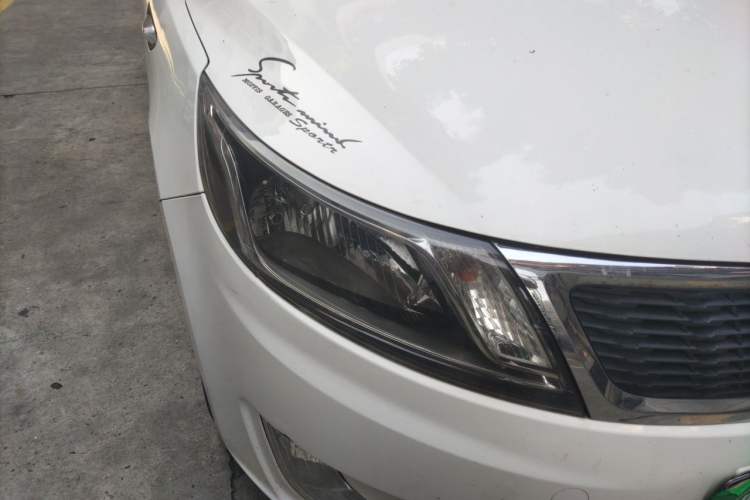 Used Kia K2 2012 Sedan 1.4L MT GLS Commemorative Edition Right Front Headlight