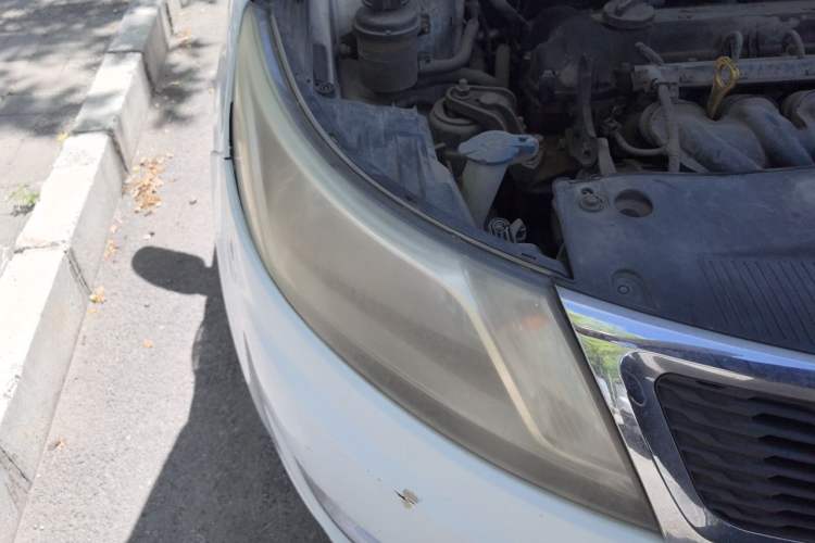 Used Kia K2 2012 Sedan 1.4L Automatic GLS Commemorative Edition Right Front Headlight