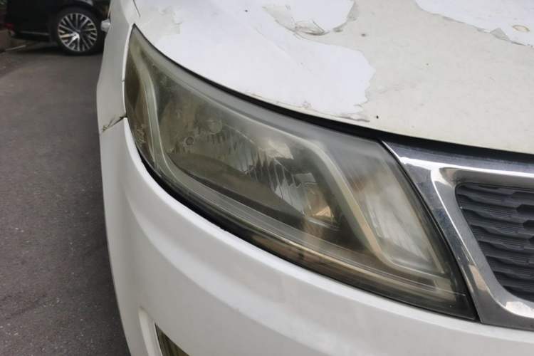 Used Kia K2 2012 Hatchback 1.4L Automatic Cool Edition Right Front Headlight
