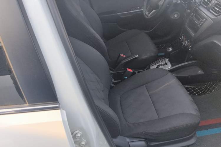 Used Kia K2 2012 Sedan 1.4L Automatic GLS Commemorative Edition Right Front Seat