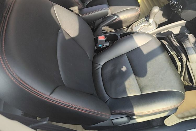 Used Kia K2 2012 Sedan 1.4L AT TOP Anniversary Edition Right Front Seat
