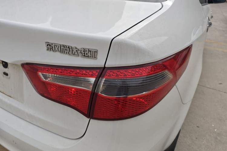 Used Kia K2 2012 Sedan 1.4L MT GLS Commemorative Edition Right Rear Taillight