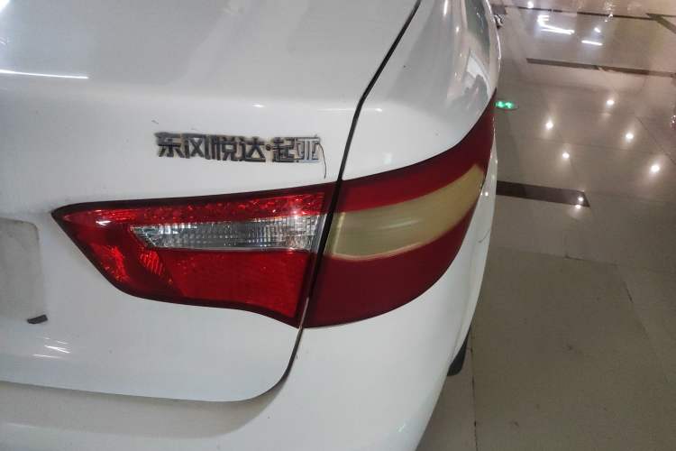 Used Kia K2 2012 Sedan 1.4L Automatic GLS Commemorative Edition Right Rear Taillight