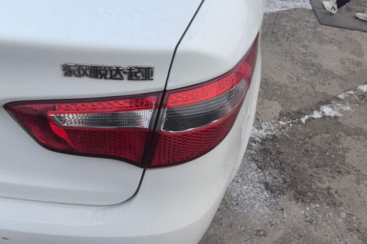 Used Kia K2 2012 Sedan 1.4L Automatic GLS Commemorative Edition Right Rear Taillight