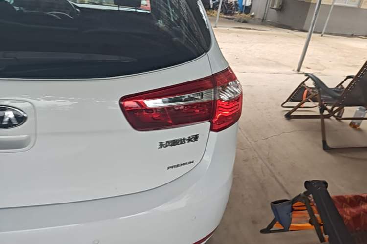 Used Kia K2 2012 Hatchback 1.6L AT Premium Right Rear Taillight