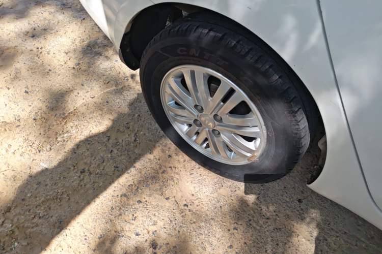 Used Kia K2 2012 Sedan 1.4L MT GLS Commemorative Edition Right Rear Wheel Hub