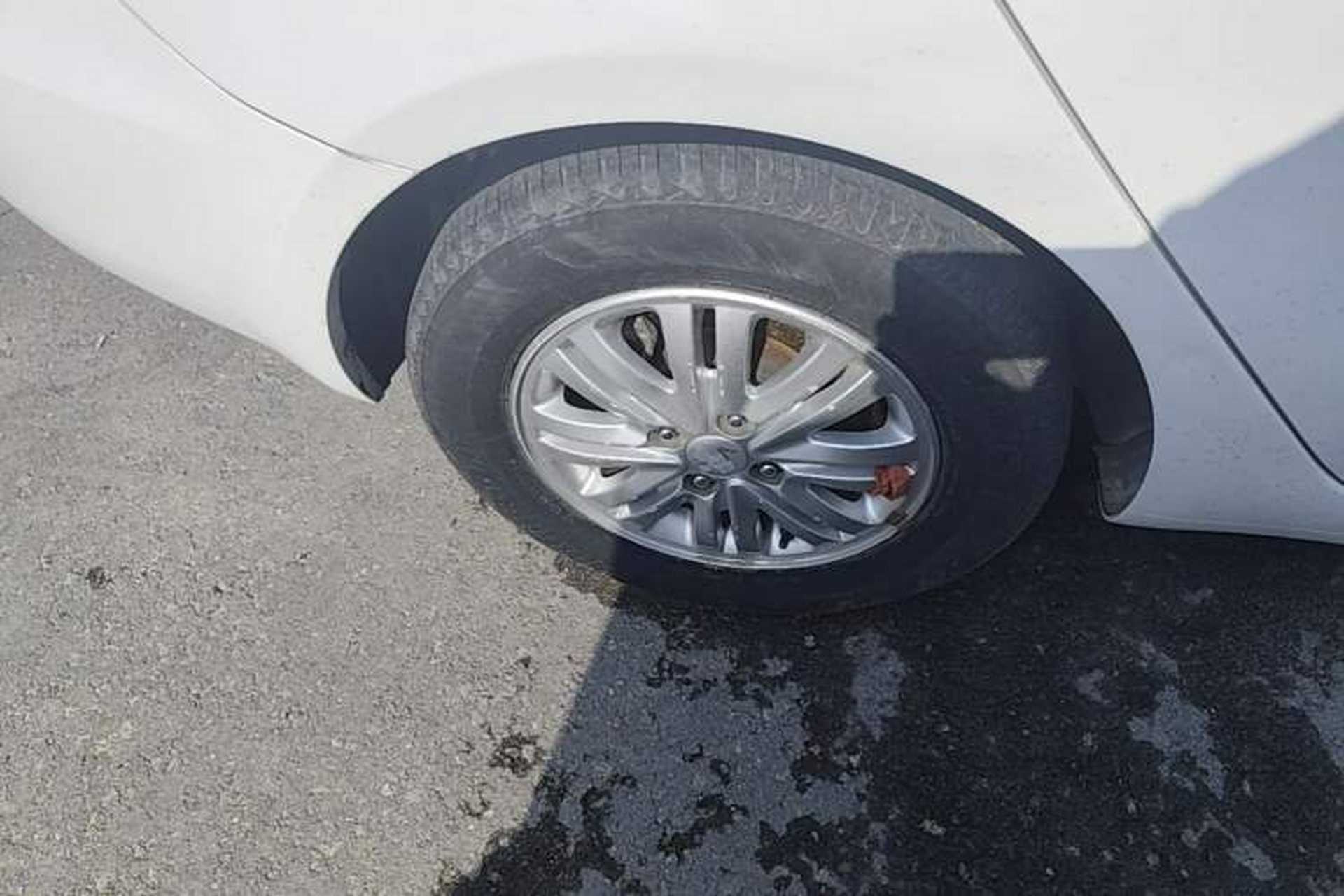 Used Kia K2 2012 Sedan 1.4L AT TOP Anniversary Edition Right Rear Wheel Hub