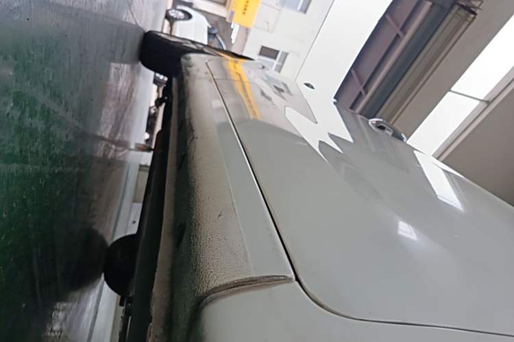 Used Kia K2 2012 Sedan 1.6L Automatic Transmission Premium Commemorative Edition Right Side Sill