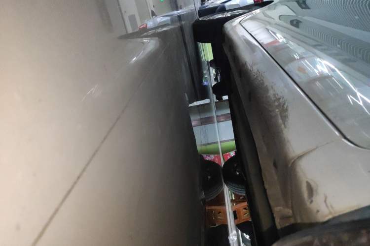 Used Kia K2 2012 Sedan 1.4L Automatic GLS Commemorative Edition Right Side Sill