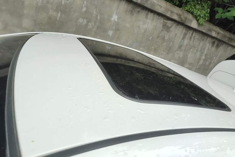 Used Kia K2 2012 Hatchback 1.4L Automatic Cool Edition Roof