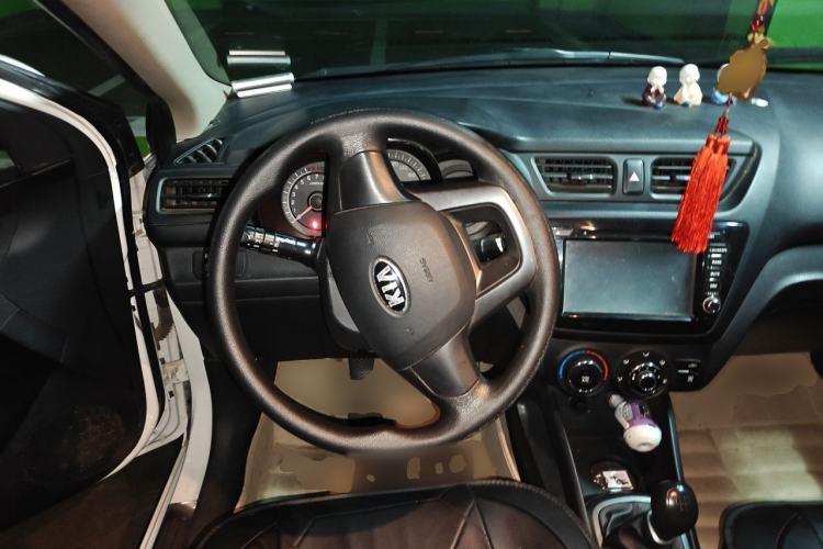 Used Kia K2 2012 Sedan 1.4L MT GLS Commemorative Edition Steering Wheel
