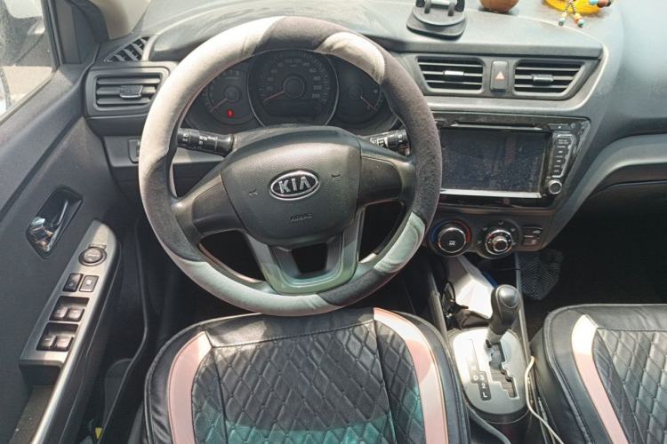 Used Kia K2 2012 Hatchback 1.4L AT GLS Steering Wheel