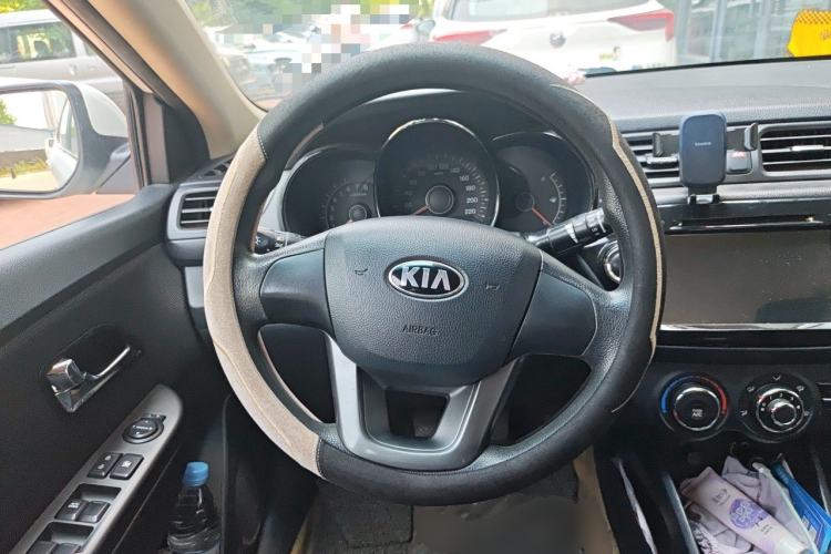 Used Kia K2 2012 Sedan 1.4L MT GLS Commemorative Edition Steering Wheel